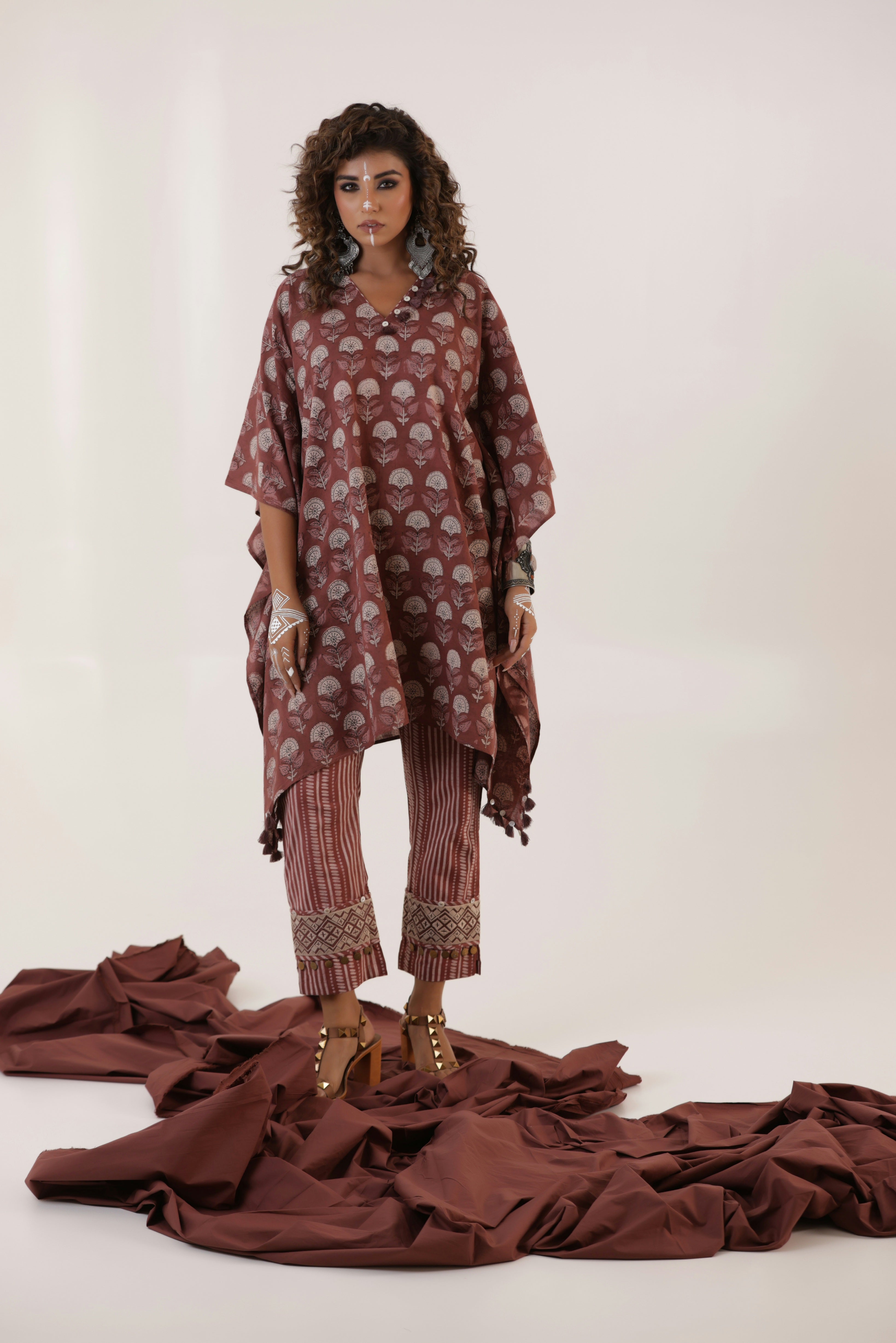 Tamra- Kaftan and Pants Set of two