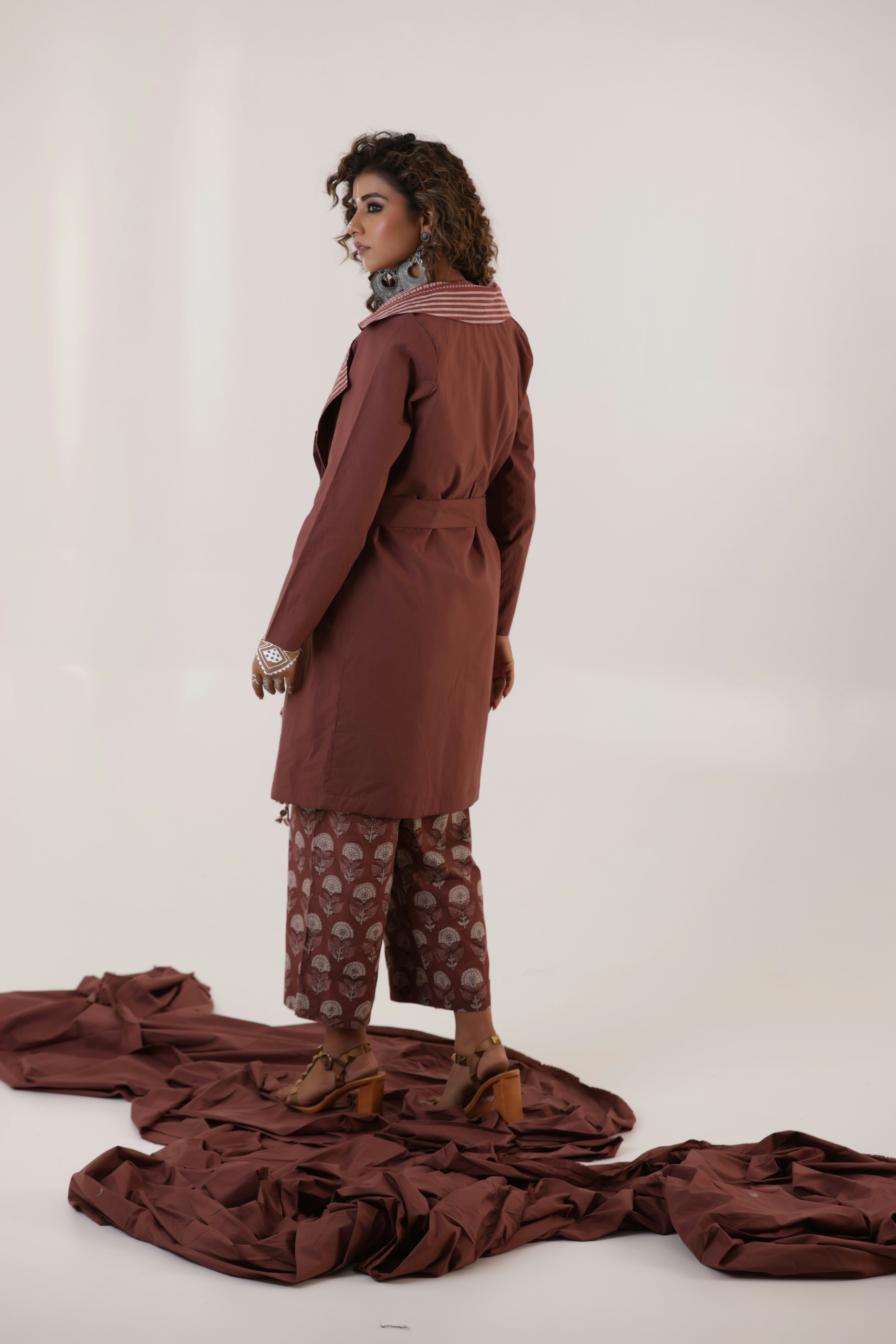 Chitrita - Waistcoat, Pants and Trench Coat Set of three