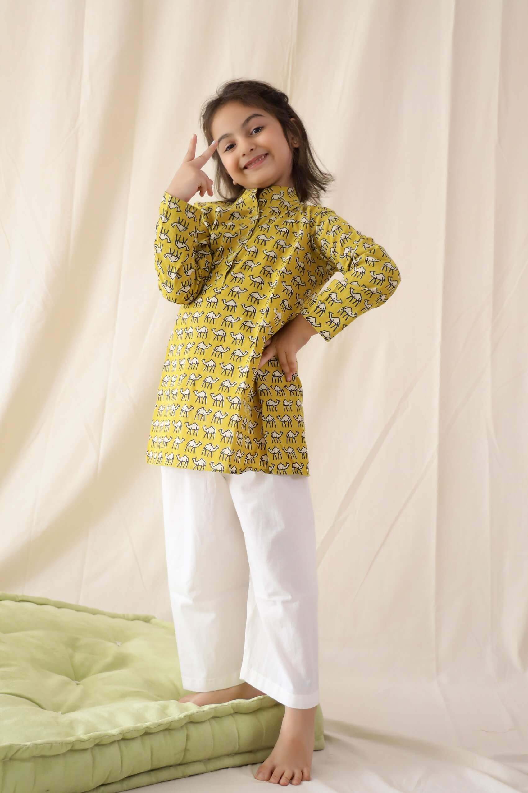 Camel Print Unisex Kurta With Solid Color Pyjamas For Kids - Set Of Two