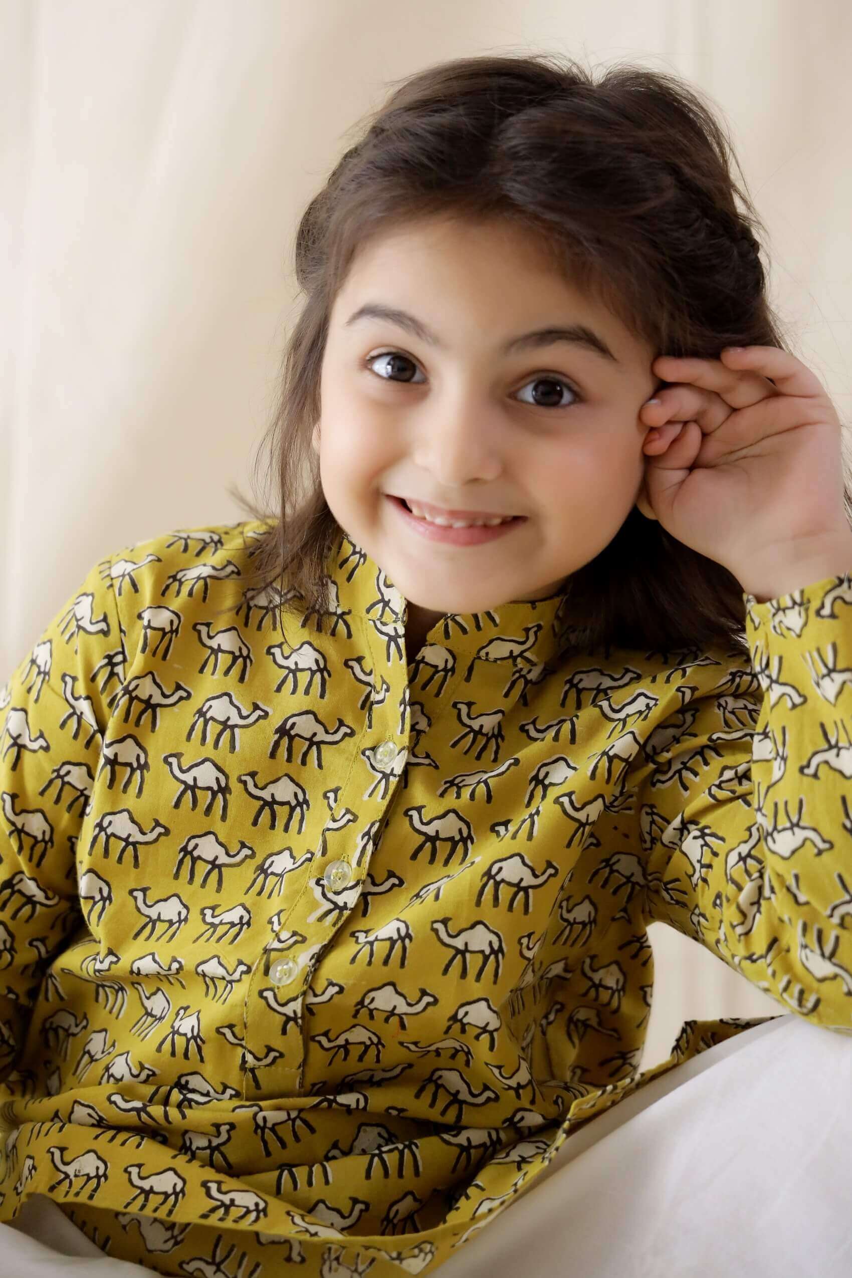 Camel Print Unisex Kurta With Solid Color Pyjamas For Kids - Set Of Two