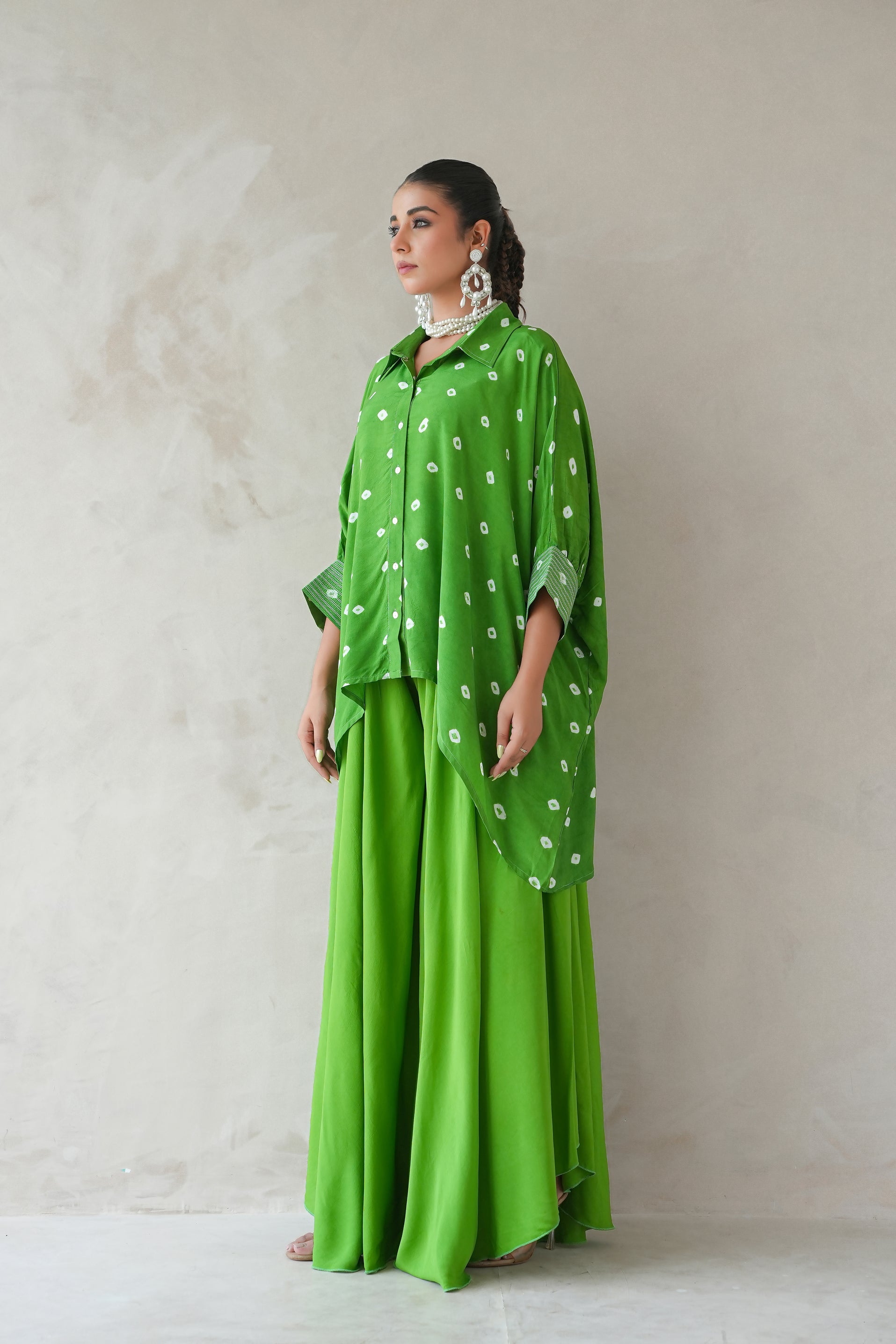 Bandhani Shirt with Elephant Pants Set of Two (Green)