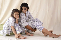 Flamingo Print Cotton Blockprint Mother And Kid Twining Set Kaftan And Pyjama Set - Set Of Four