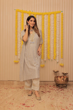 Phoebe- Kurta Set