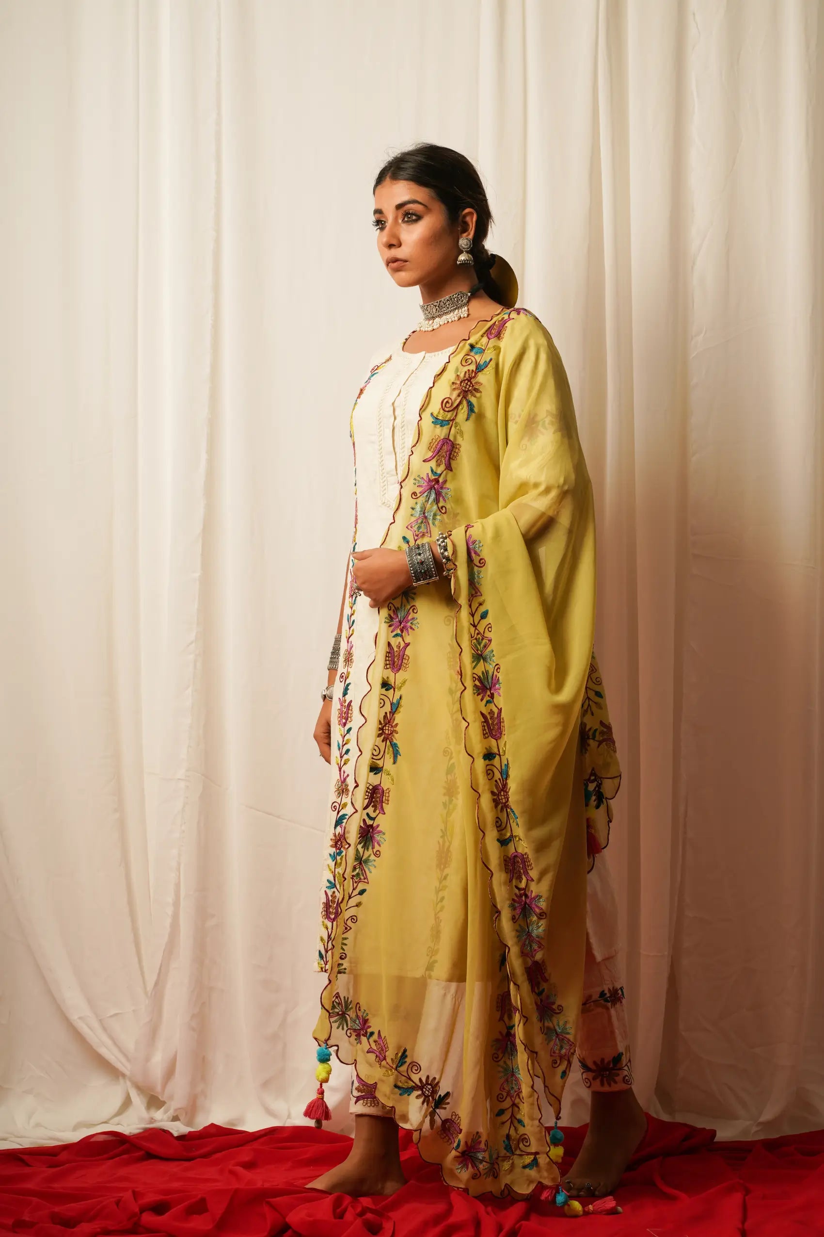 Georgette Duppata With Embroidered Border