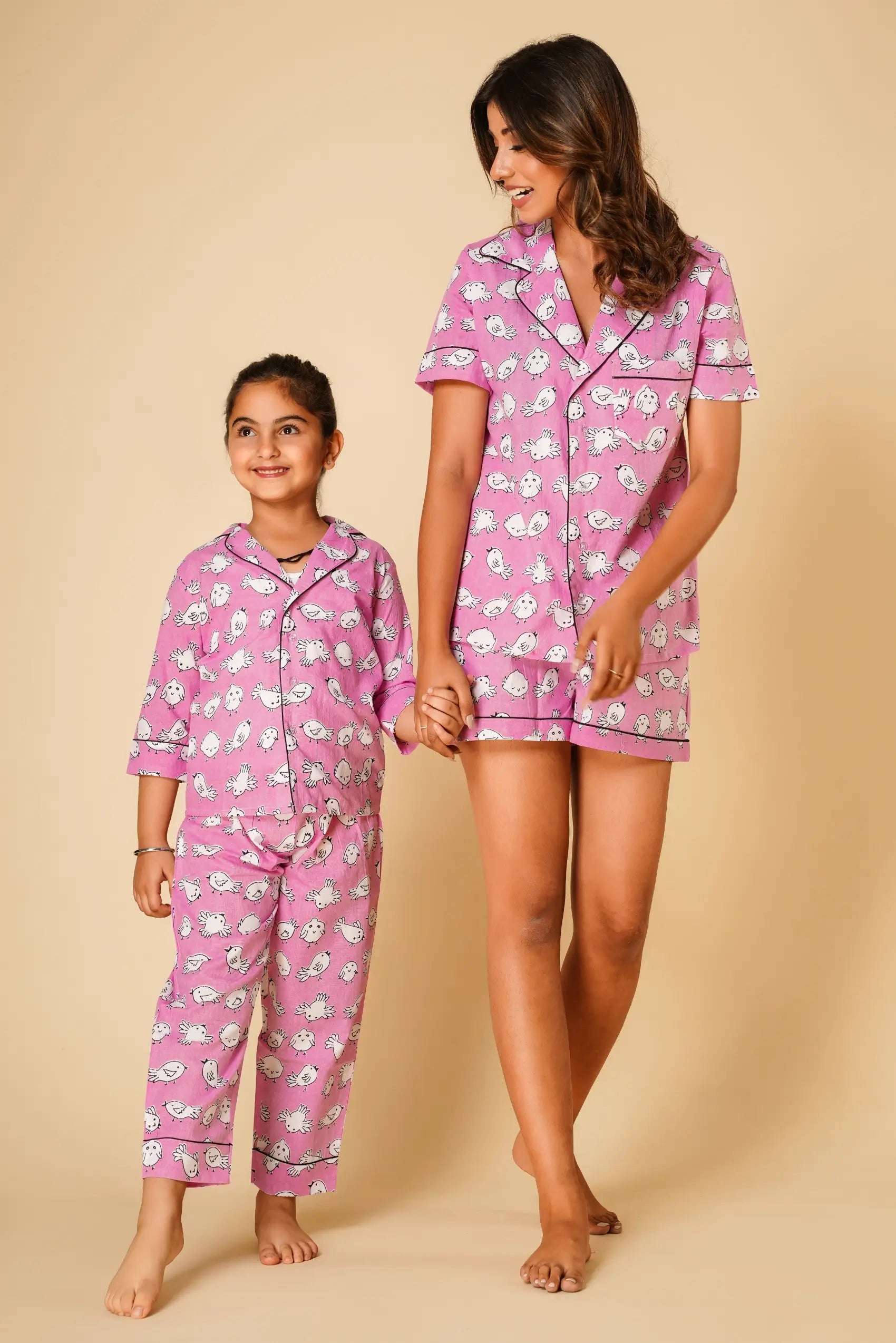 Bird print unisex nightsuit for kids - Set of two