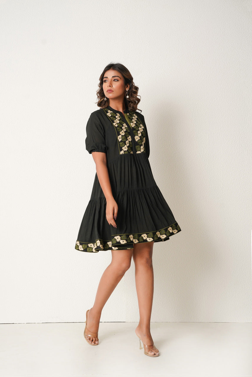 Pina Colada Short Dress (Black)
