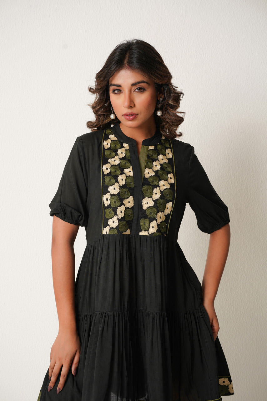 Pina Colada Short Dress (Black)