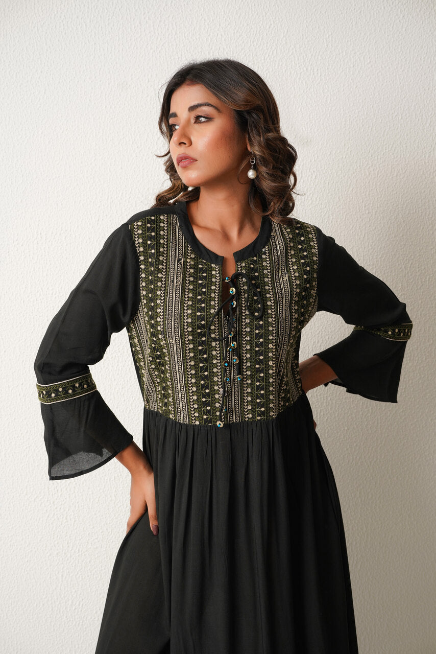 Jungle Bird Maxi Dress (Black)