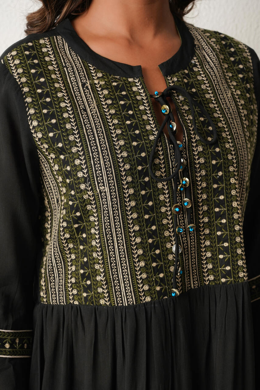 Jungle Bird Maxi Dress (Black)