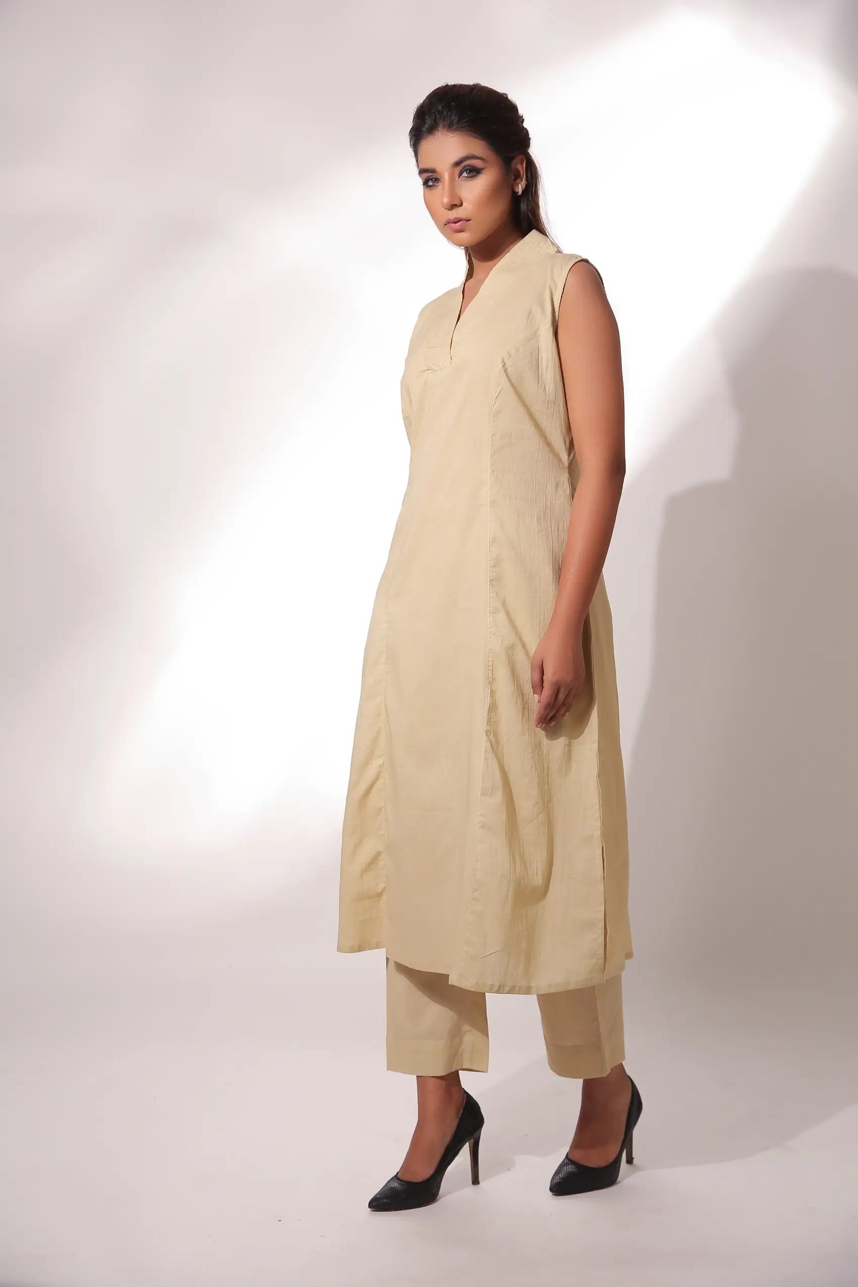 Madeira - Kurta, Cape and Pants set of three