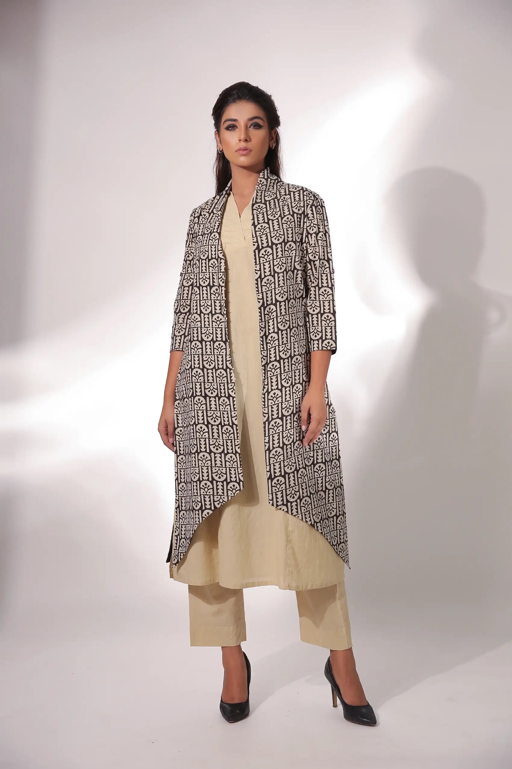 Madeira - Kurta, Cape and Pants set of three