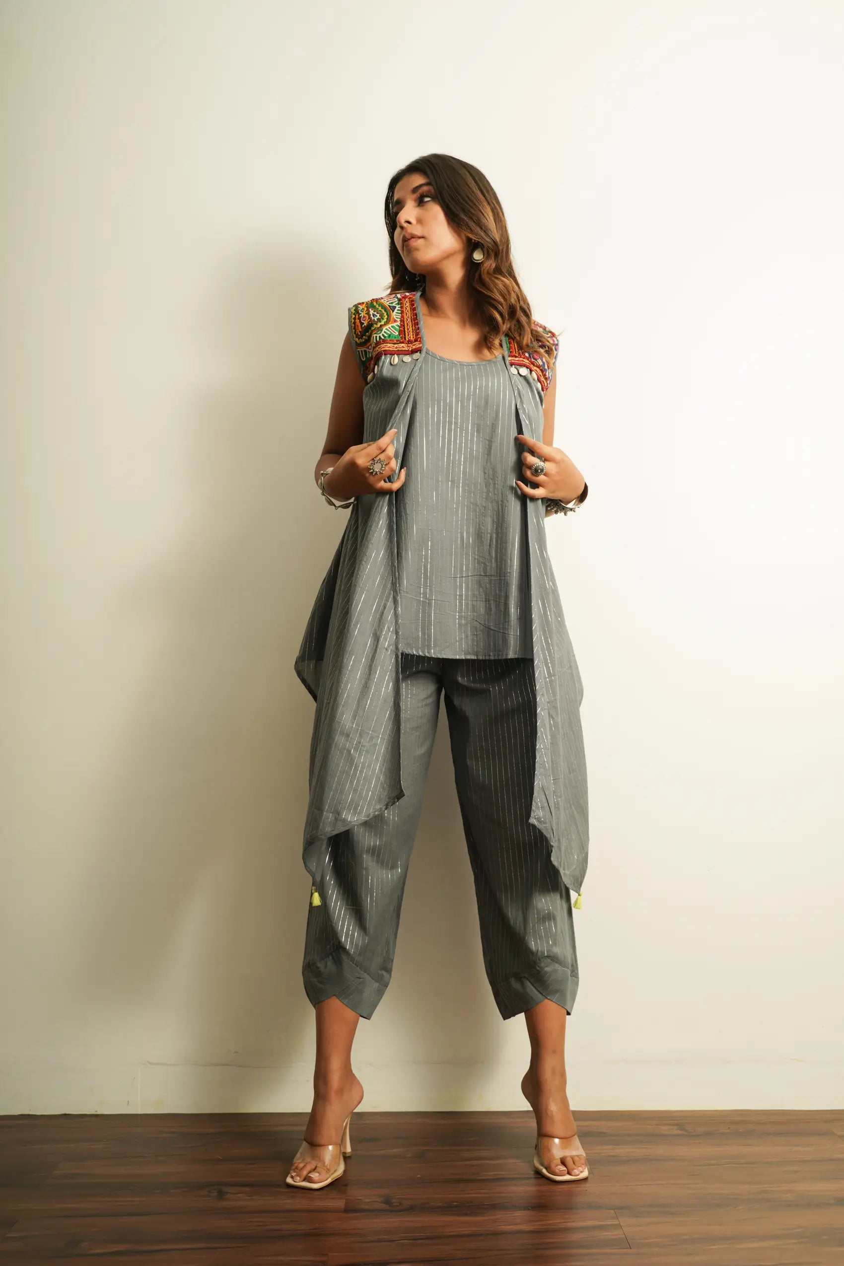 Grey Top with pants and cape - set of three