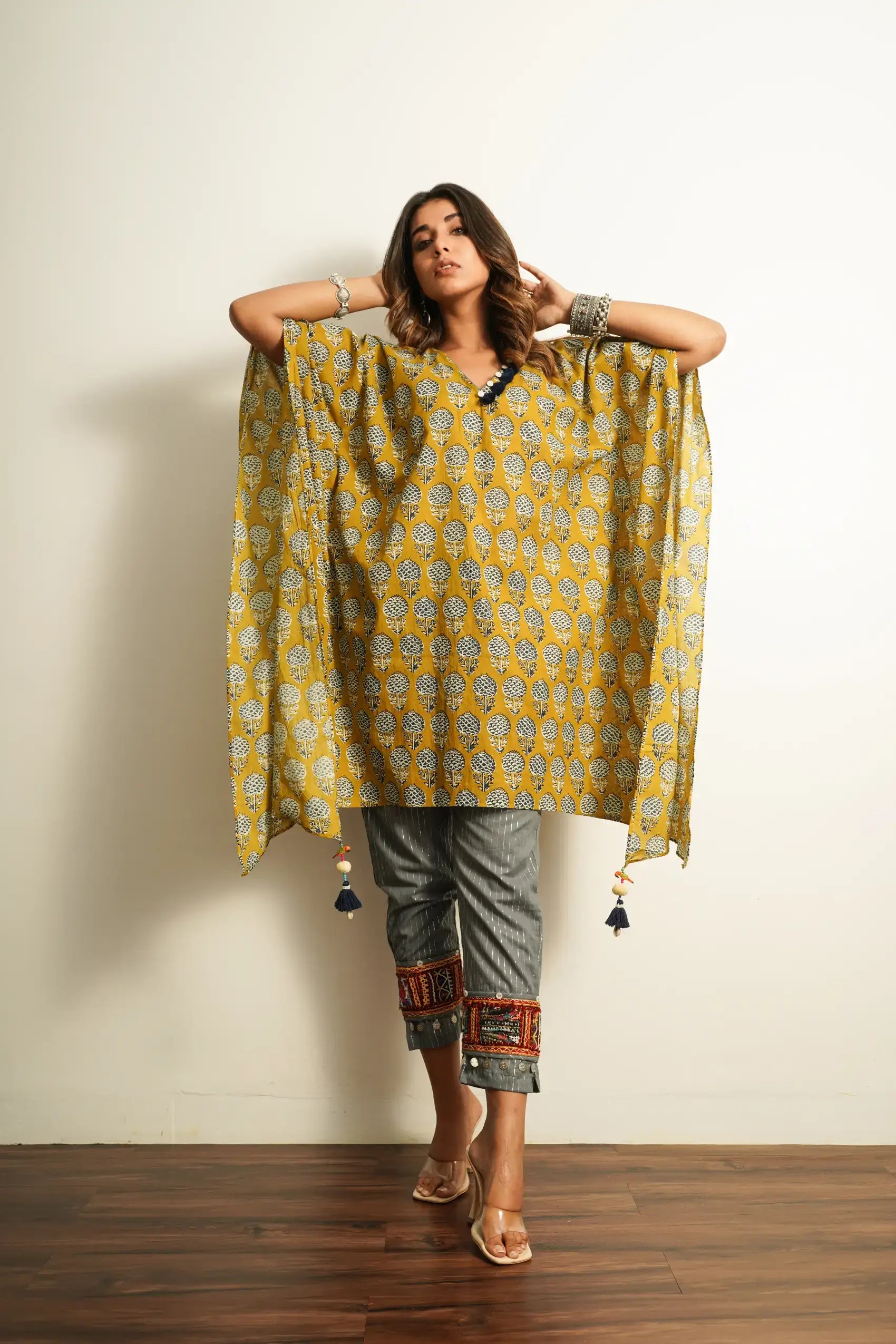 Tassle Detailed Cotton Kaftan